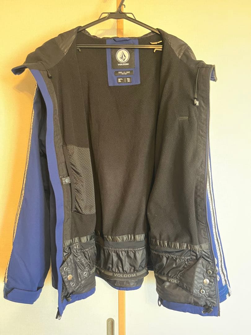 Volcom スノーウェア 上下セット Lサイズ