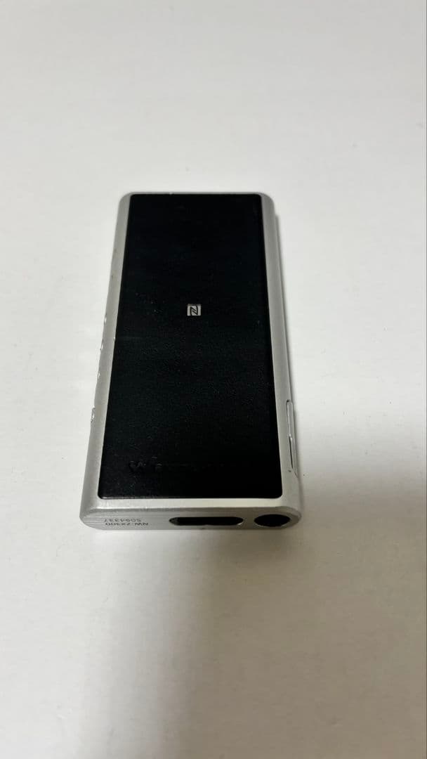 美品　SONY NW-ZX300　ウォークマン　 64GB ソニー　シルバー