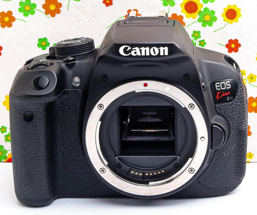 キャノン Canon EOS Kiss X7i☆高性能映像機能！☆スマホに転送☆