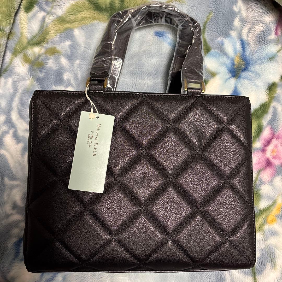 レディはご存知キルティングバッグ