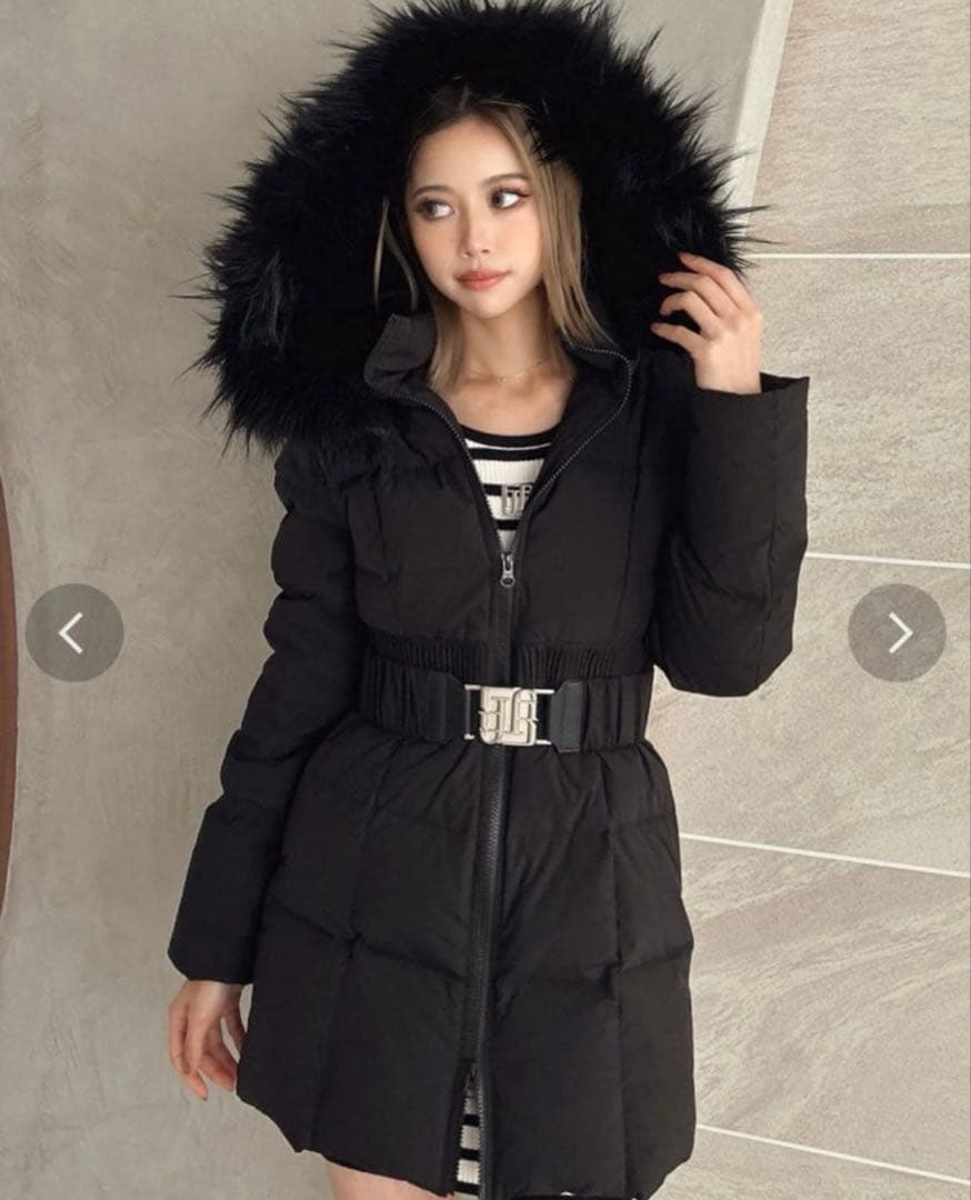 GYDA ファー付きフード ロングダウンベルト付き 黒 2024