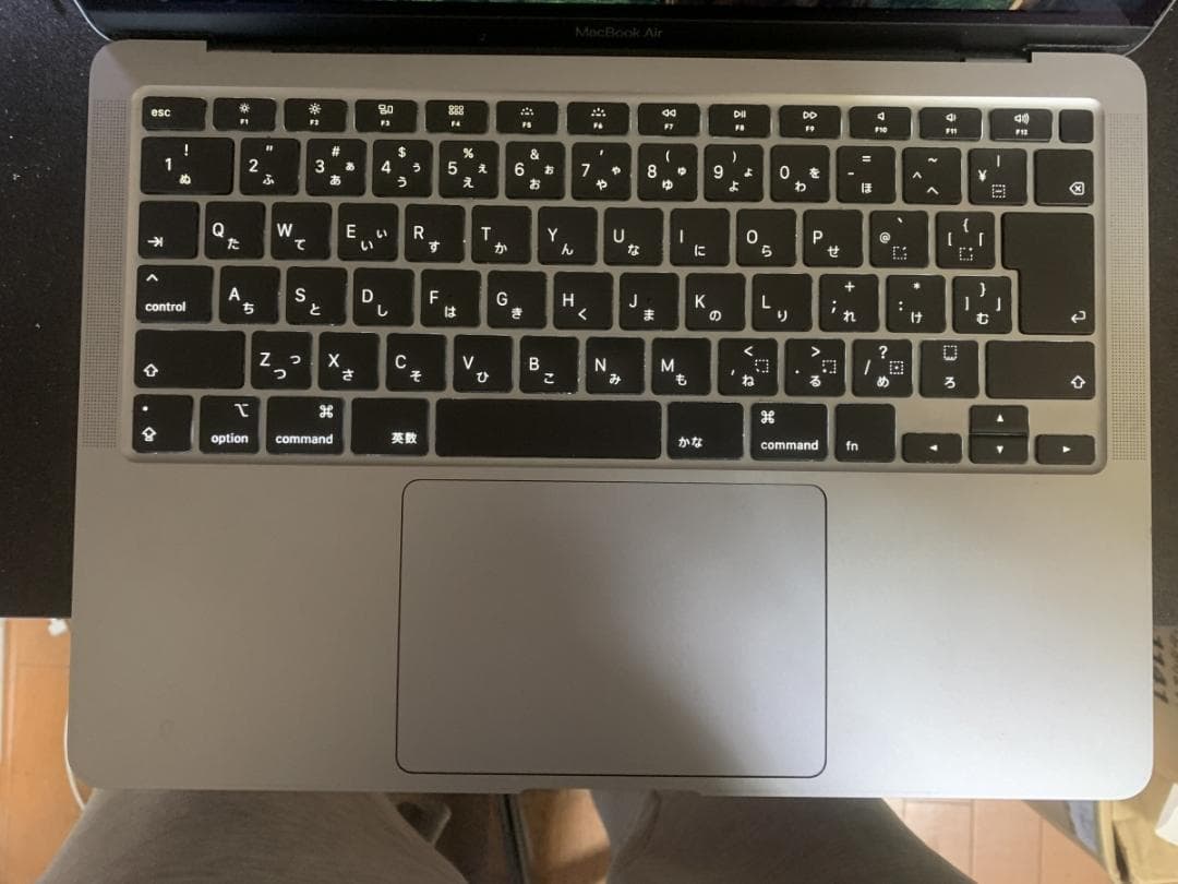 美品 MacBook Air A2179 2020 i3/8GB/256GB