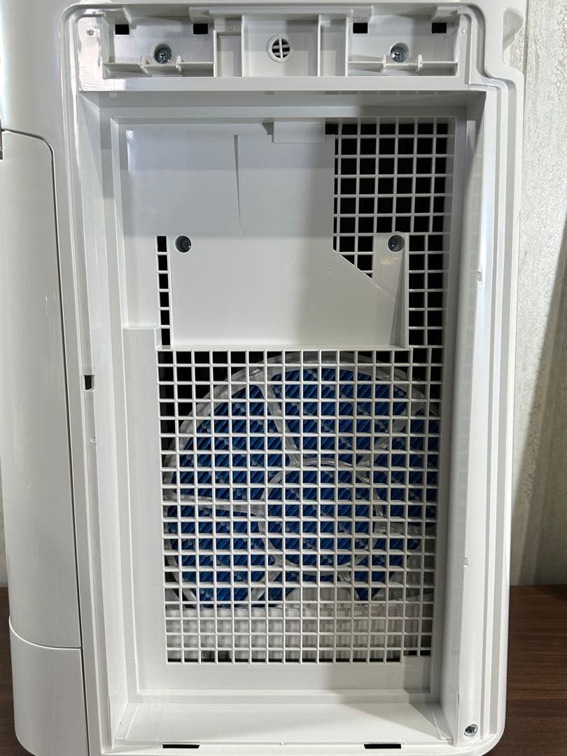 美品　2023年製 SHARP 加湿空気清浄機　KC-50TH7-W ホワイト