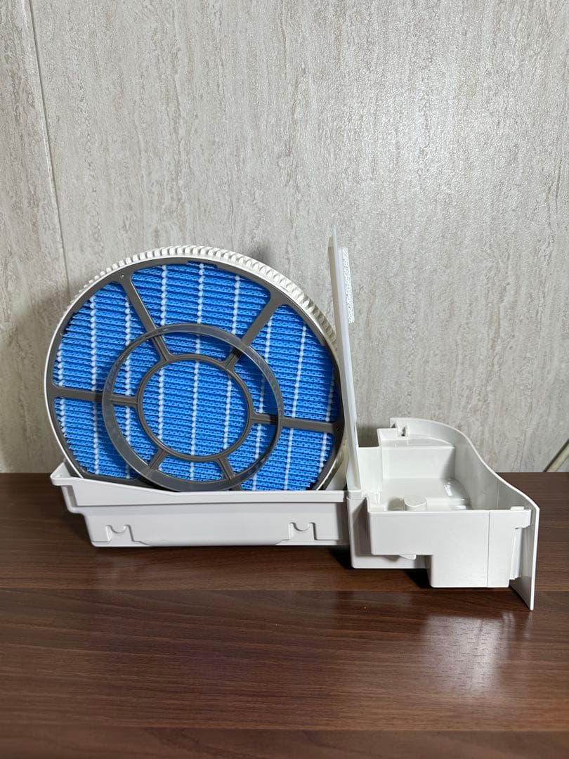 美品　2023年製 SHARP 加湿空気清浄機　KC-50TH7-W ホワイト