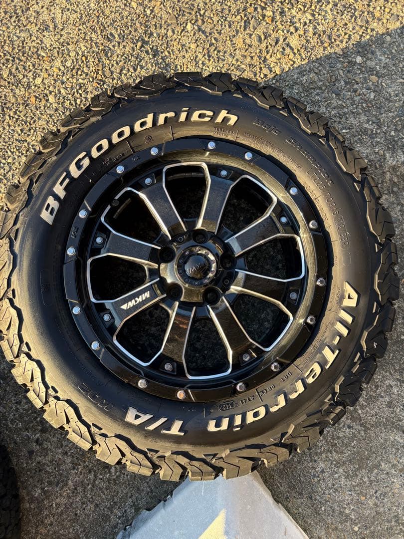 MKW ＭＫ-46 BFGoodrichオールテレーンタイヤ　225/70R16