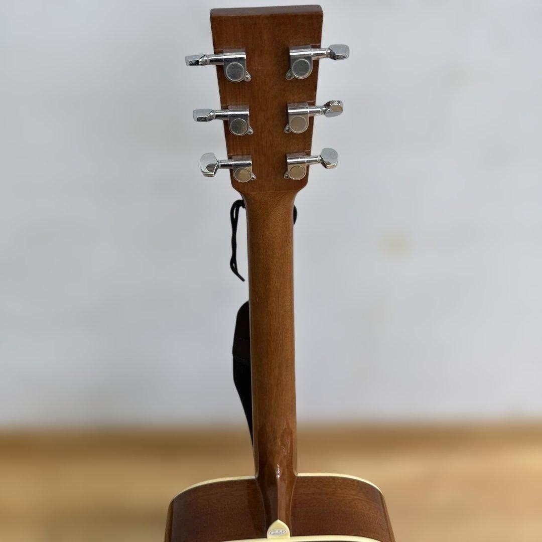 エ*ー様 SI95 HONEY BEE アコースティックギター F-15MH