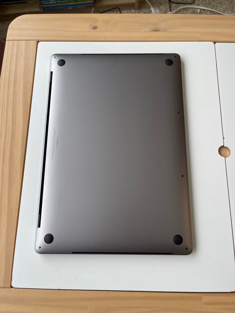 MacBook Pro 16インチ（美品・使用少）