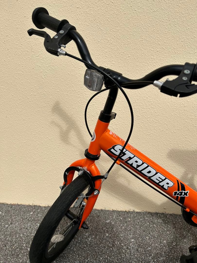 沖縄県　直接受け渡し限定　ストライダー14X オレンジ