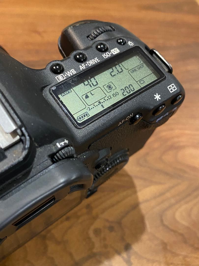 Canon EOS 5D markⅡデジタル一眼　EF50㍉　1:1.8 動作品