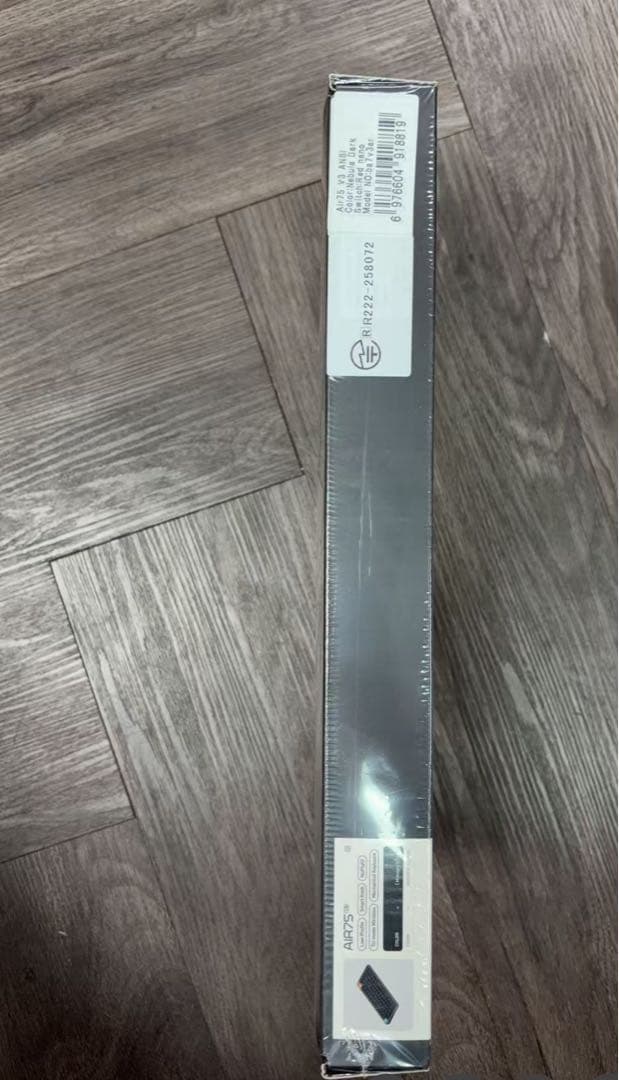 NUPHY　メカニカルキーボード Air75 V3・Ansi・Red nano軸