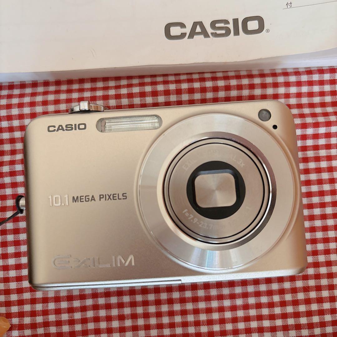 【完動美品】CASIO EXILIM EX-Z1050 エクシリム　カシオ