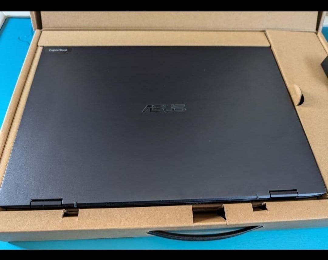 ASUS ExpertBook i7 32GB メモリ SSD 512GB