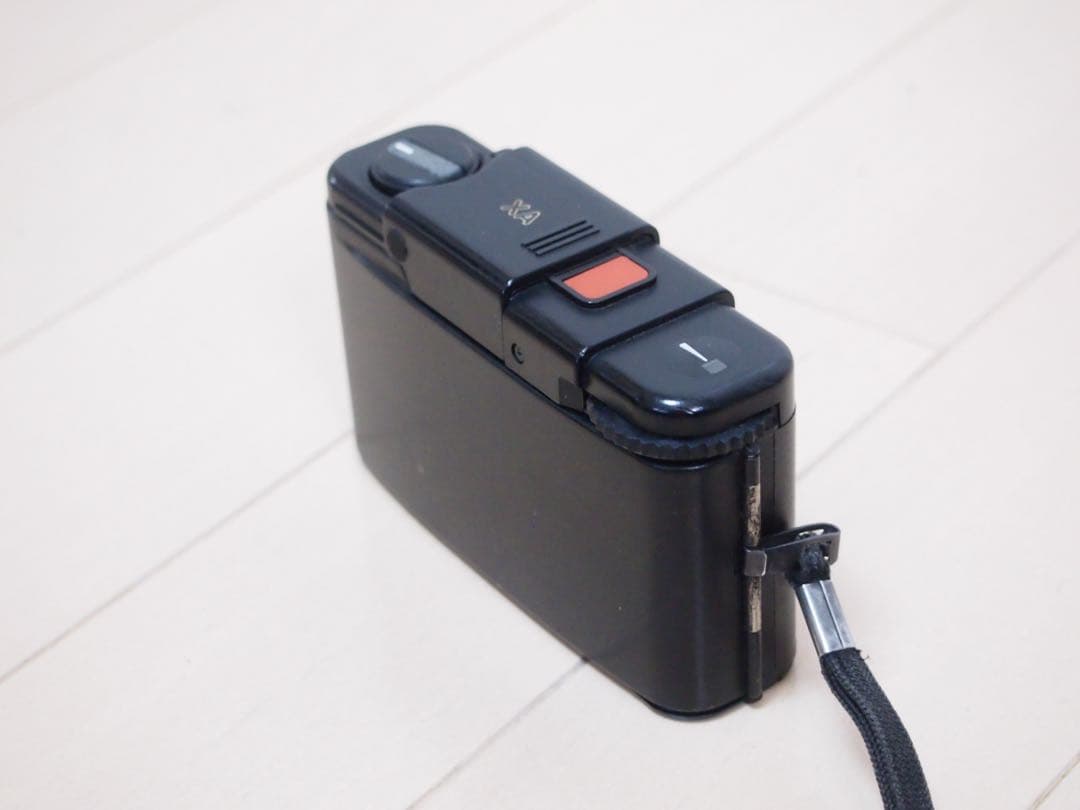 動作品 OLYMPUS XA コンパクトフィルムカメラ
