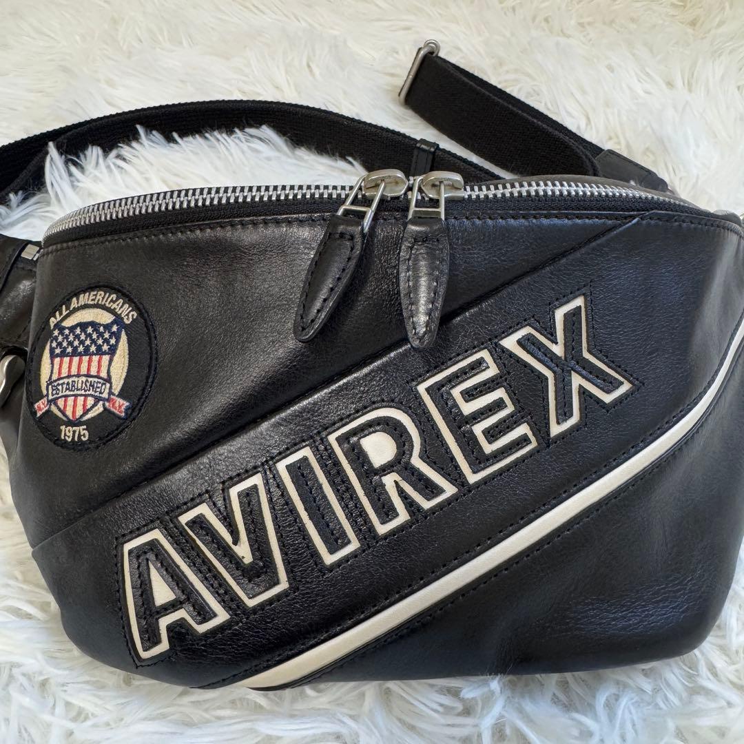 わ*と様 美品✨ AVIREX バーシティ デザイン ブルト ボディバッグ オー