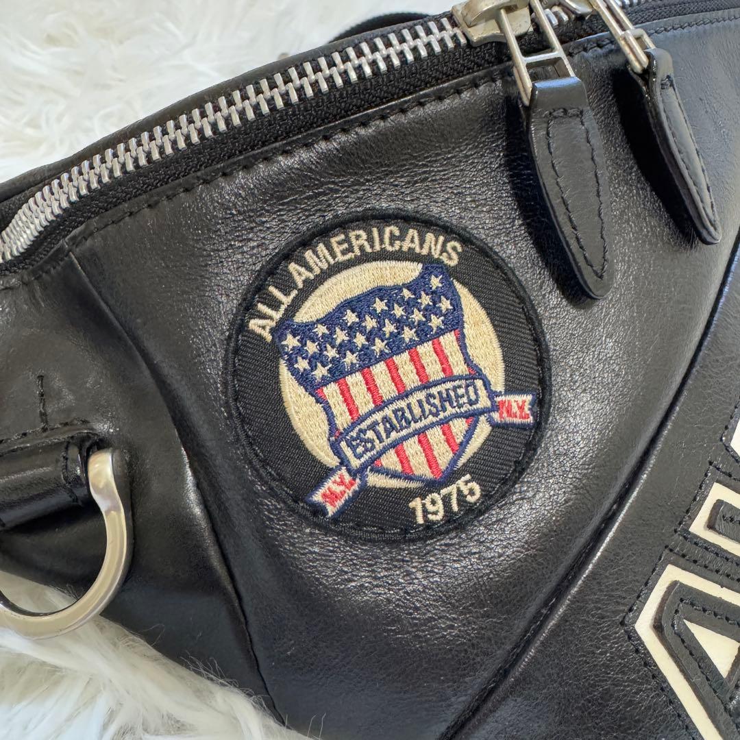 わ*と様 美品✨ AVIREX バーシティ デザイン ブルト ボディバッグ オー