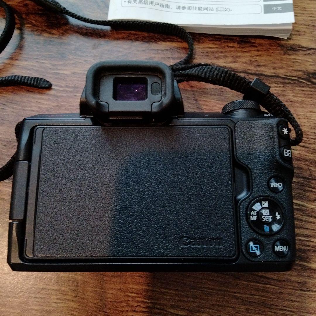 Canon ミラーレス一眼カメラ EOS Kiss M2 ダブルズームキット 黒