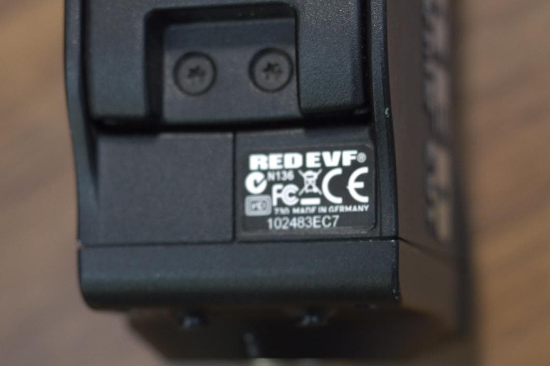 RED DSMC1 用ファインダー　BOMB EVF ケーブル付き