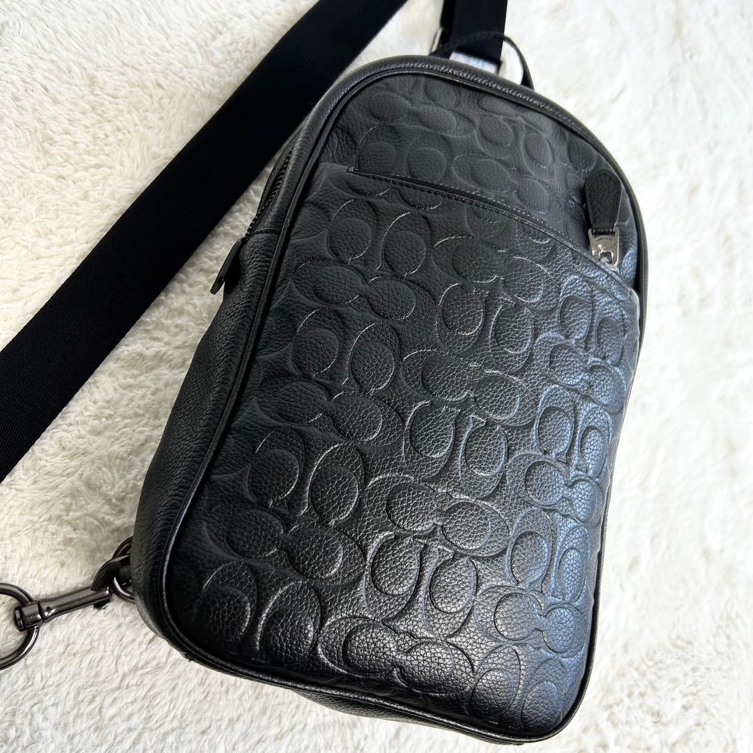 COACH シグネチャー　ボディーバック　黒　C1073 黒