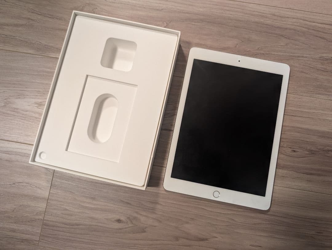 む*り様 iPad Pro 9.7 128GB Cellularモデル