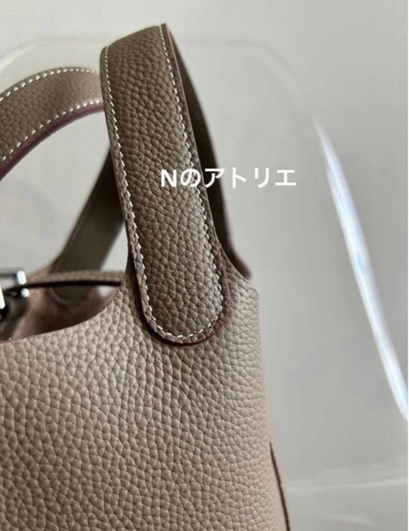 本革　牛革　大容量　バケツ型　バケツバッグ キューブバッグ　おでかけ　お散歩