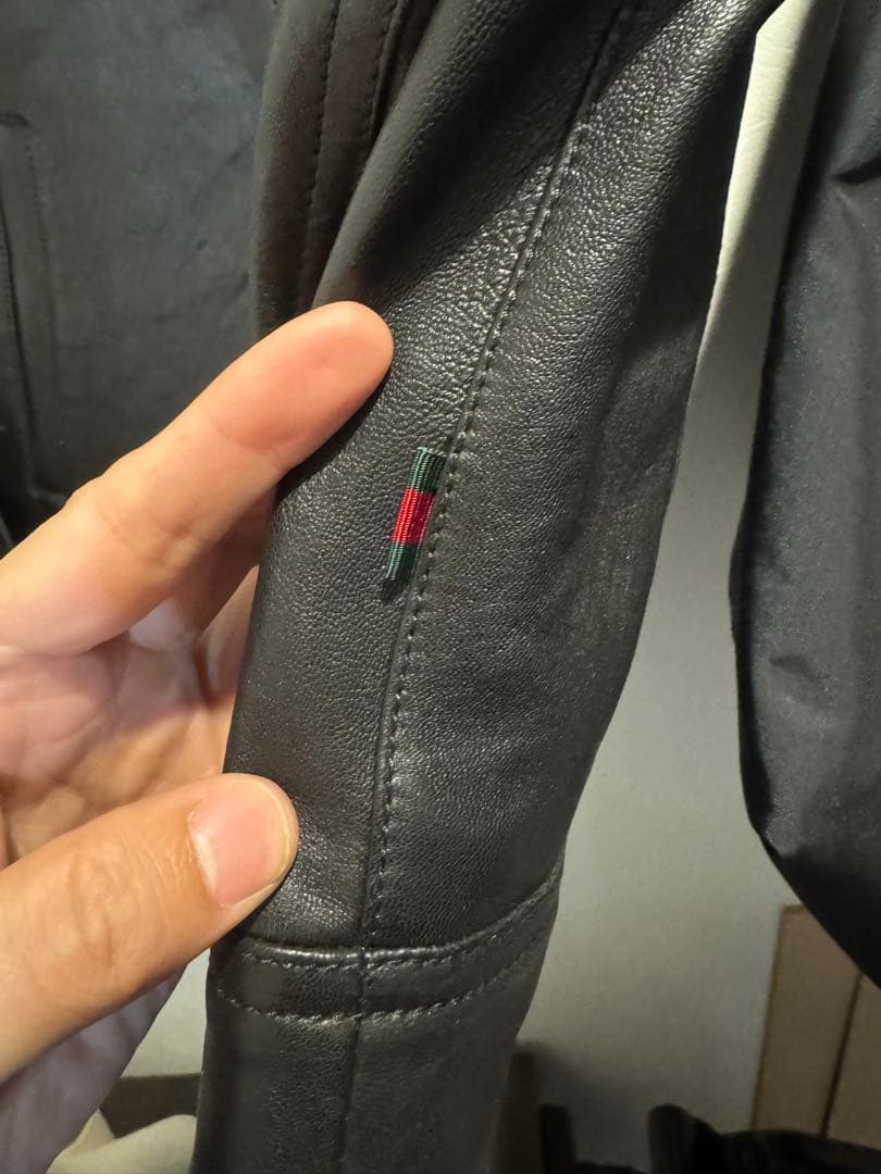 GUCCI 黒 レザージャケット