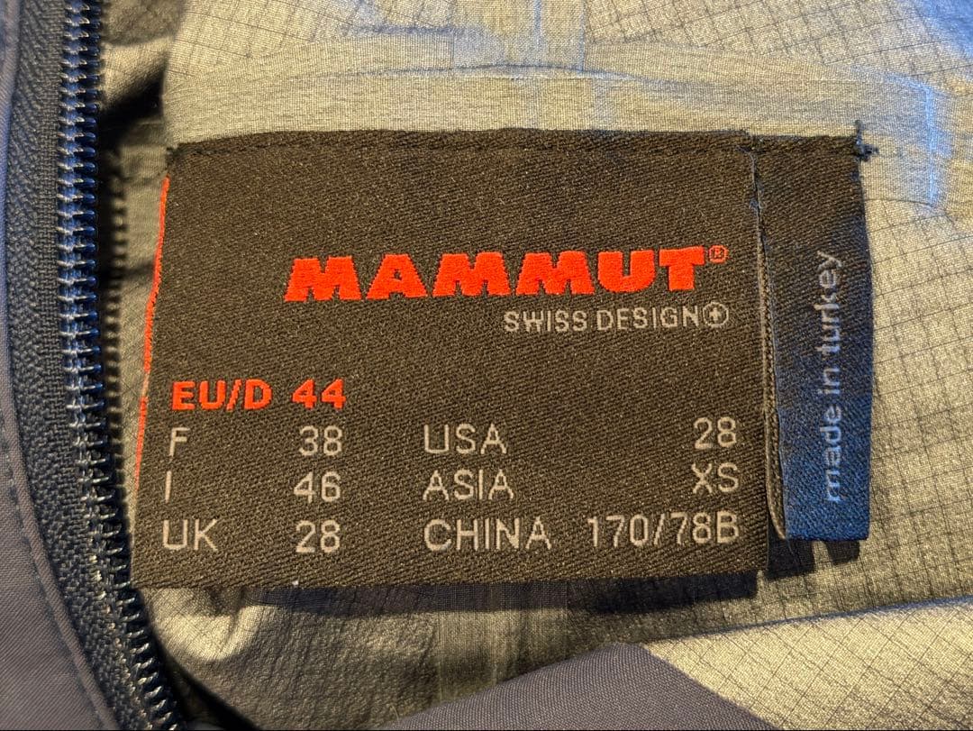 マムート　ビブパンツ　ゴアテックスプロ