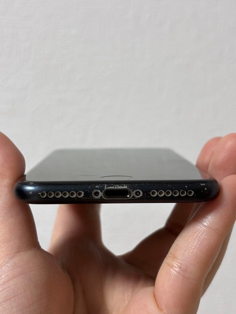 iPhone SE 第二世代 128GB ブラック