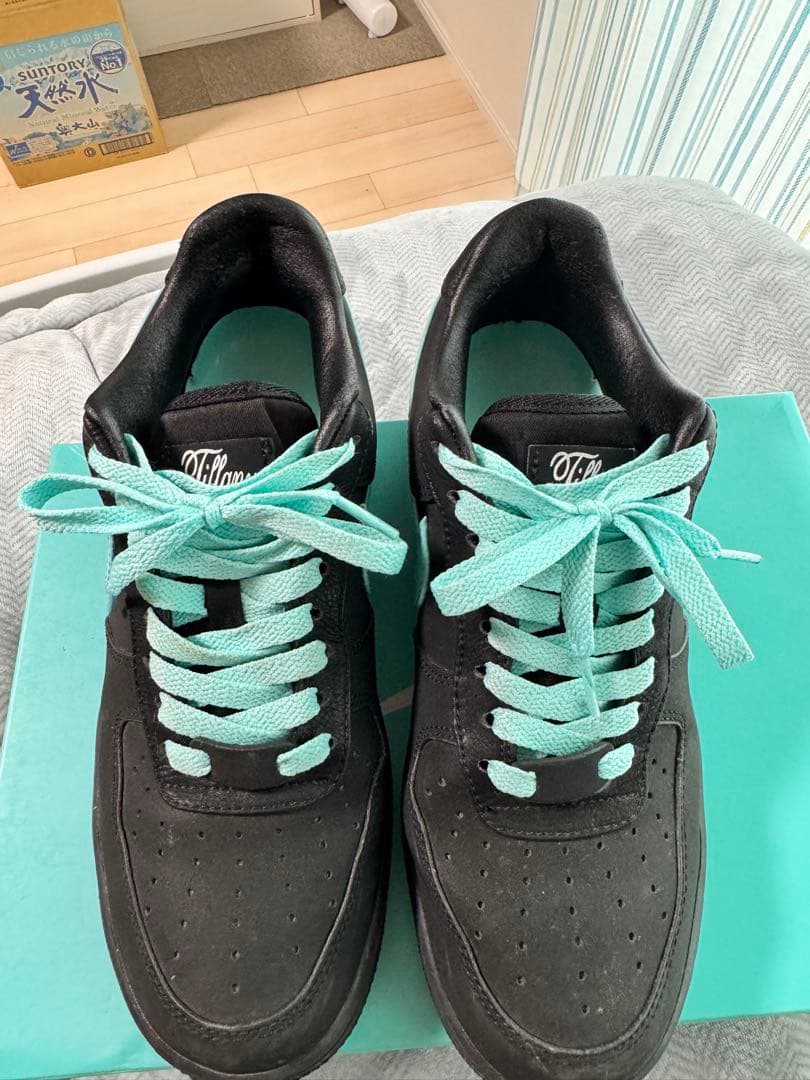 Nike Air Force 1 ティファニーコラボ