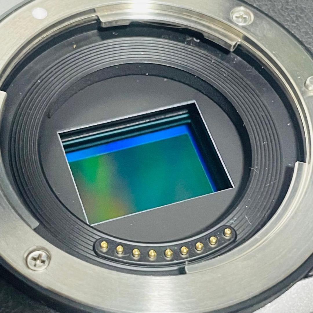 特価　Canon キヤノン　EOS M6 ダブルズームキット ミラーレス一眼