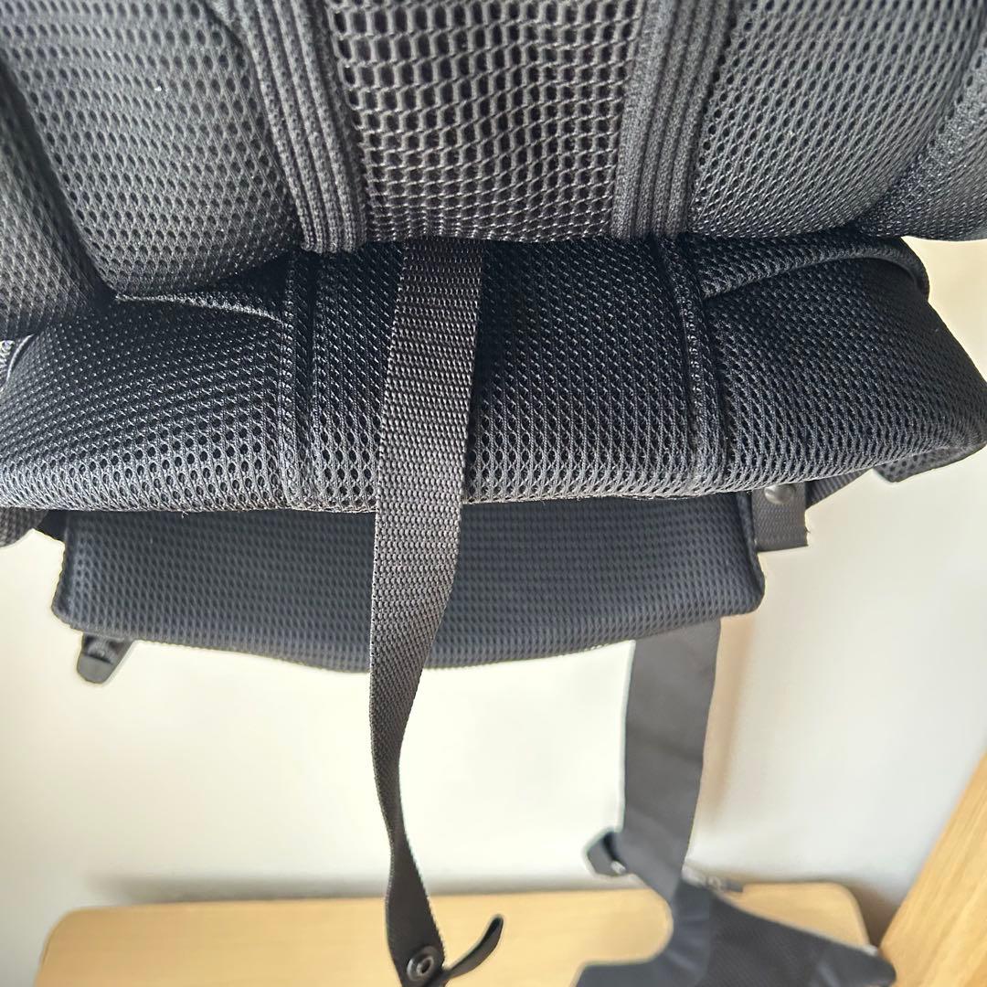 【美品・付属品完備】アップリカ ラクリス 抱っこ紐 ブラック 2024年購入