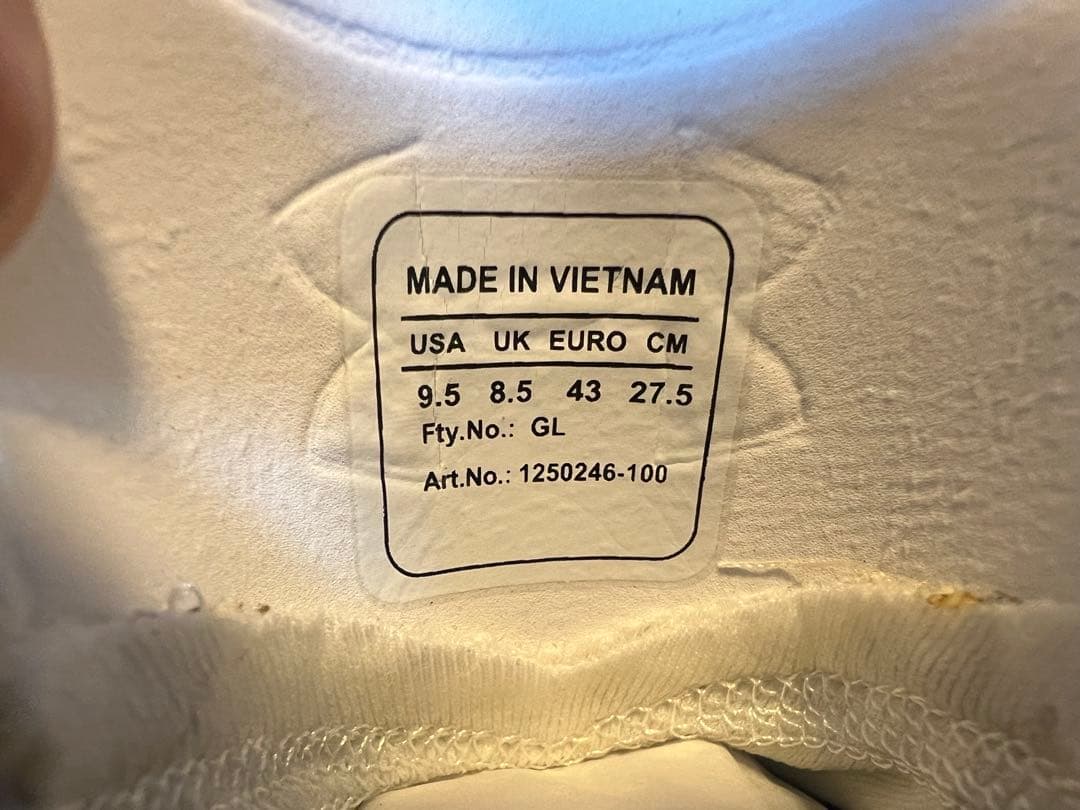 UNDER ARMOUR アンダーアーマー　野球スパイク　軽量