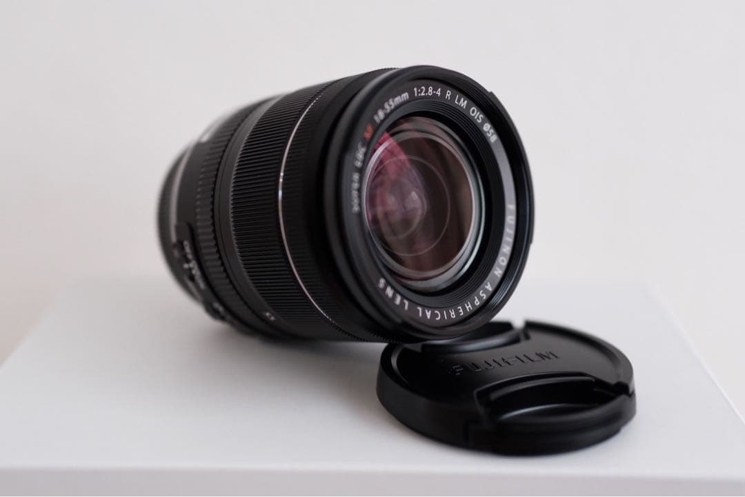 富士フイルム　FUJINON 18-55mmF2.8-4 R LM OIS