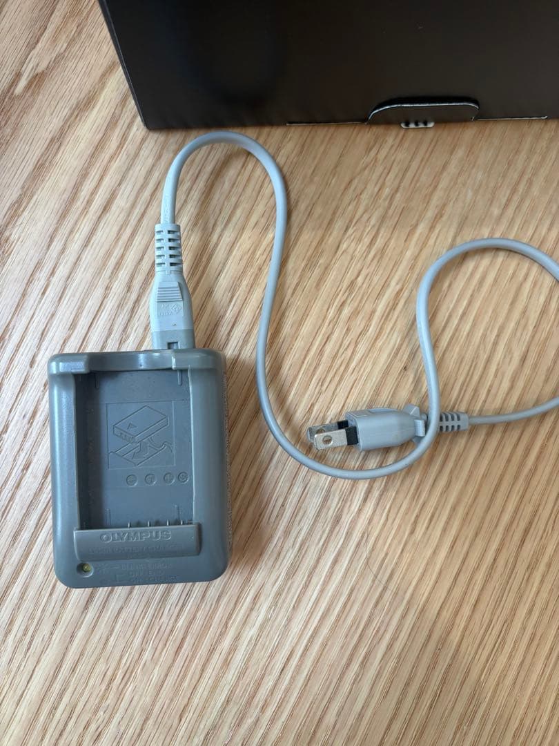 【美品】OLYMPUS OM-D E-M10 Mark II