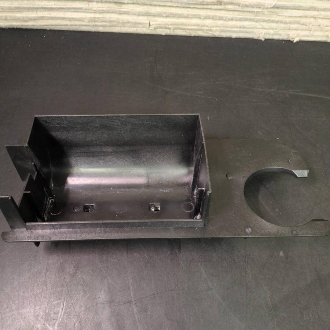 ☆シャープ 加湿セラミックファンヒーター HX-TK12-W 2024年製