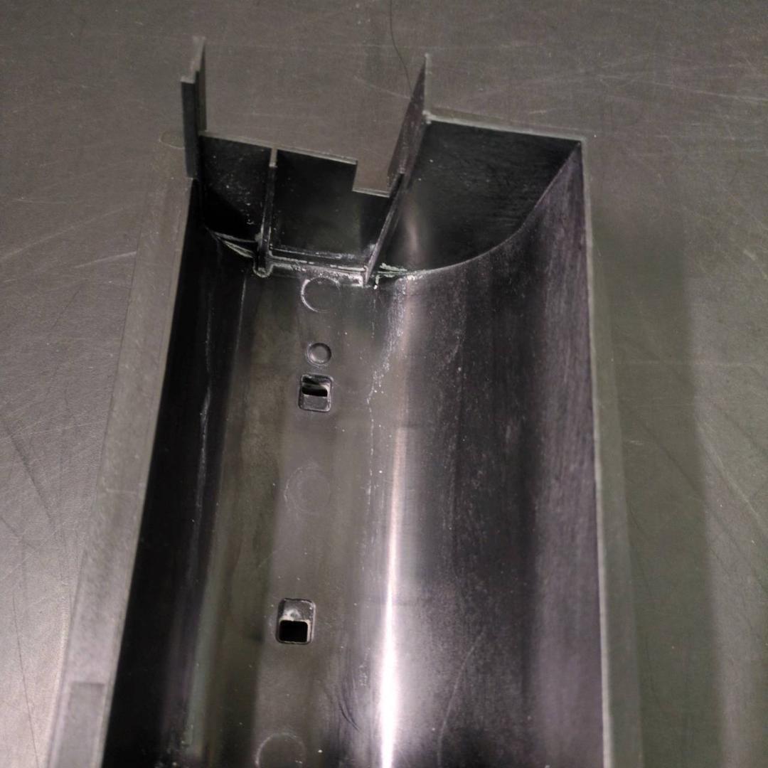 ☆シャープ 加湿セラミックファンヒーター HX-TK12-W 2024年製