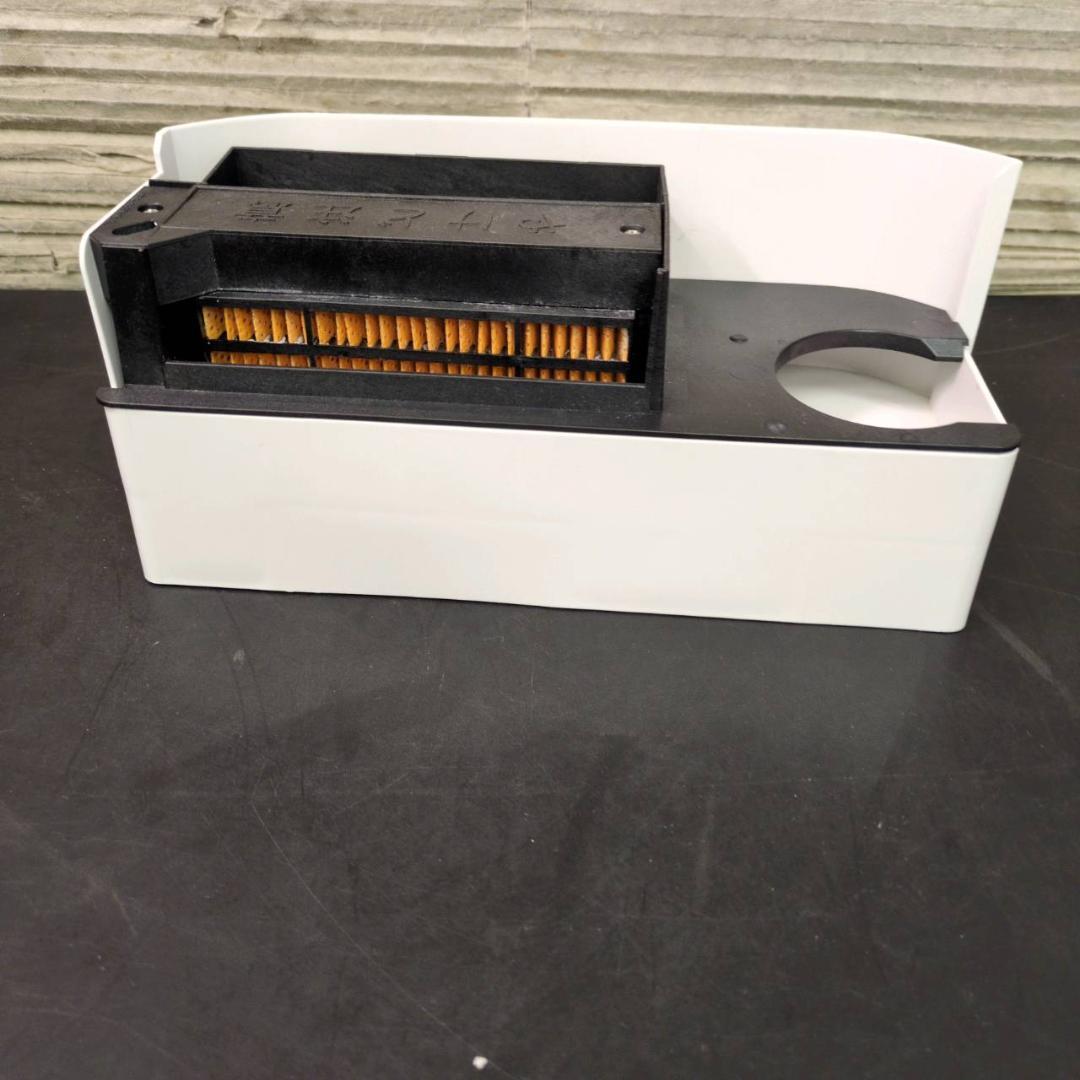 ☆シャープ 加湿セラミックファンヒーター HX-TK12-W 2024年製