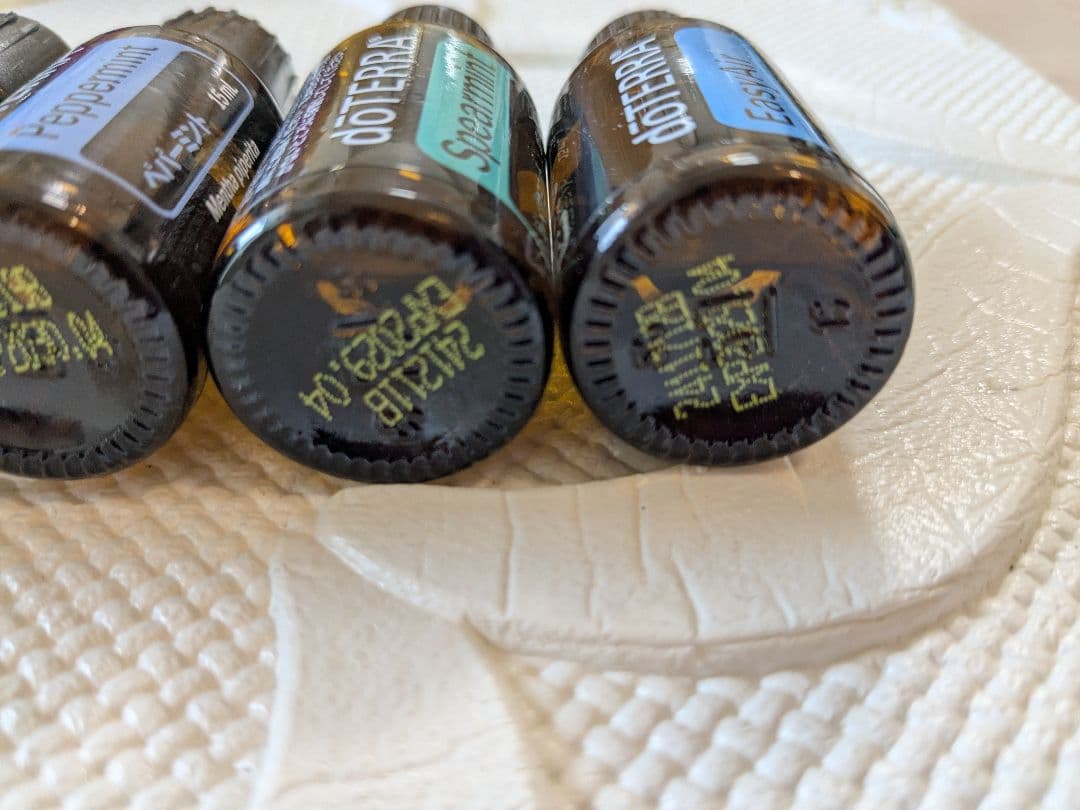 ドテラ　doTERRA　8点セット　 エッセンシャル　アロマ　ココナッツオイル