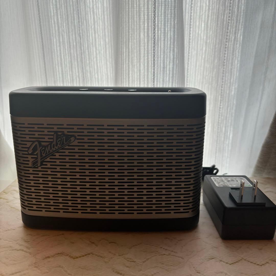 FENDER Newport [Black] Bluetooth スピーカー