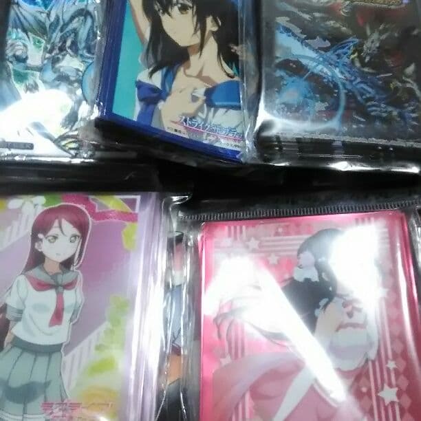 キャラスリ、デッキホルダーなど