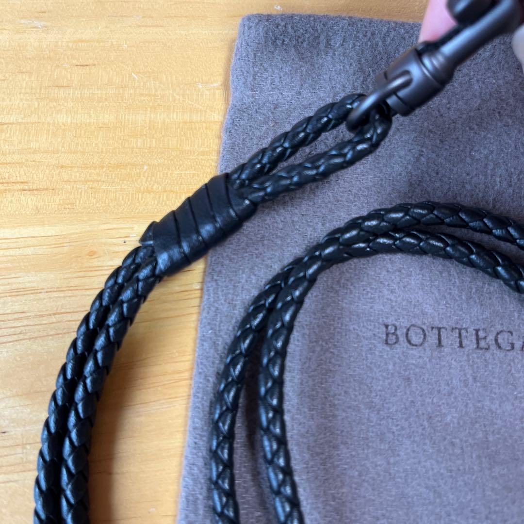 【極美品】ボッテガヴェネタ ネックストラップ キーリング イントレチャート