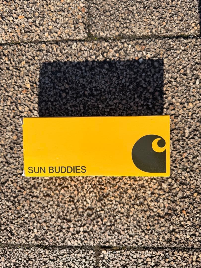 SUN BUDDIES Carharttwipキャットアイサングラス ブラック