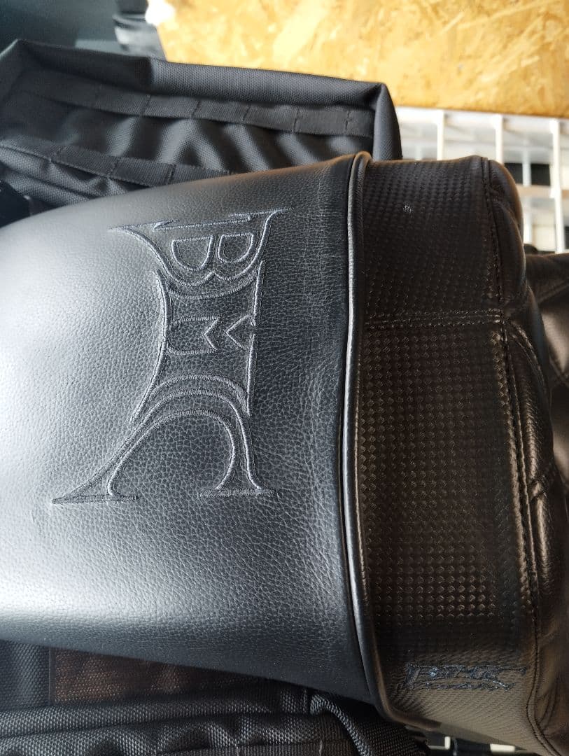 ハーレー　コルビン　BMC　シート　FXLRS