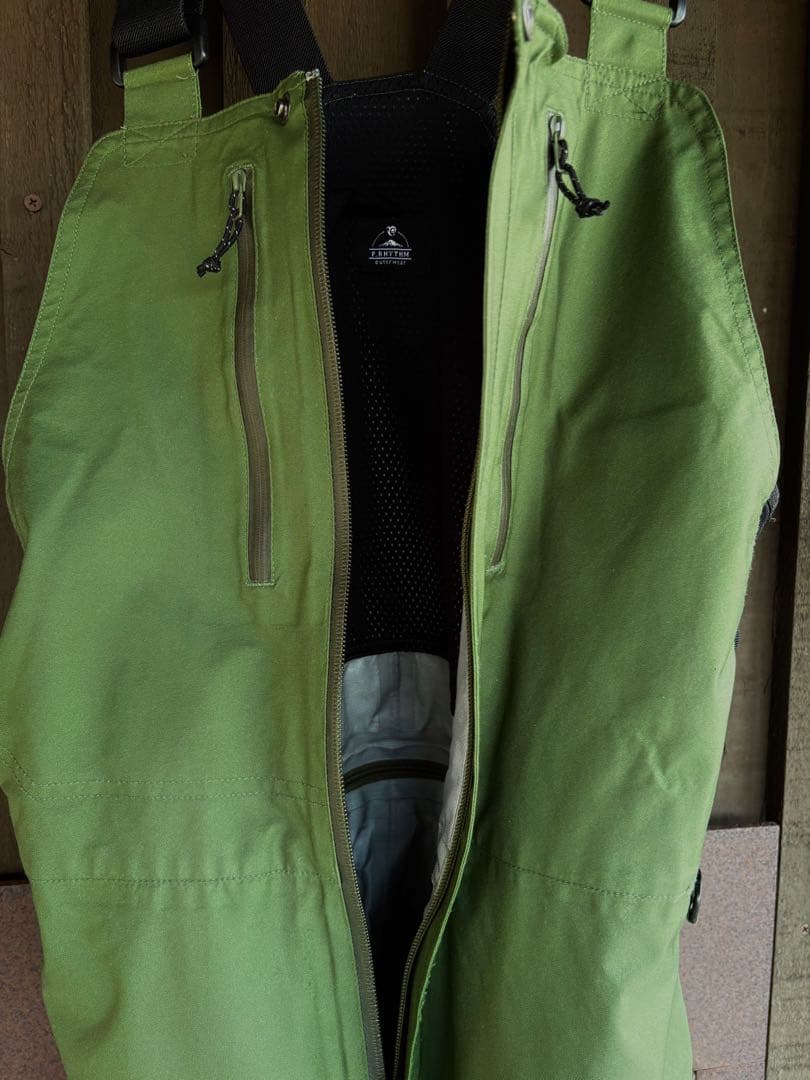 P.RHYTHM outerwear YOTEI PANTS　Lサイズ
