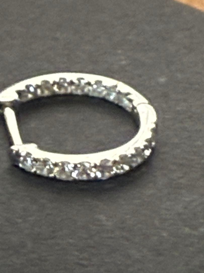 Pt950 中折ダイヤモンドフープピアス0.22ct[片耳]Gstv