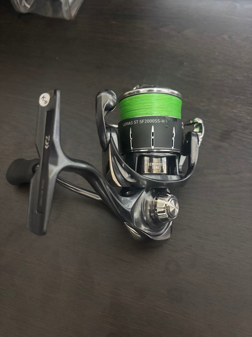 美品 ダイワ 24ルビアス ST SF 2000SS-H スピニングリール