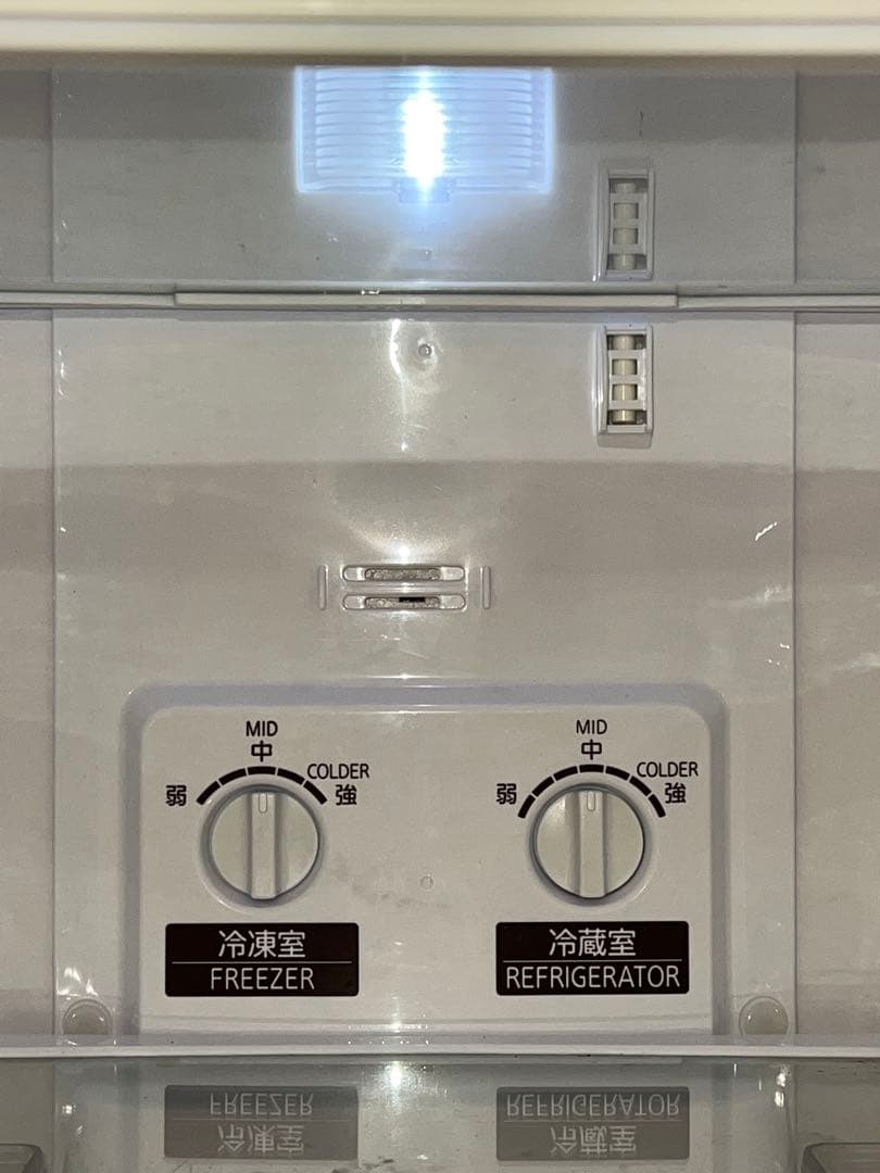 【送料・設置費込み】三菱冷凍冷蔵庫(146L)MR-P15F-W