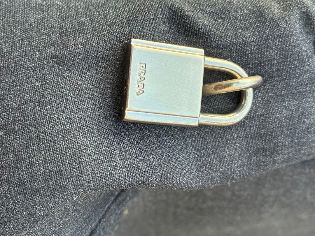 ぞ*の様 PRADA SPORT プラダ　スポーツ　ハンドバッグ グレー　ギャラ