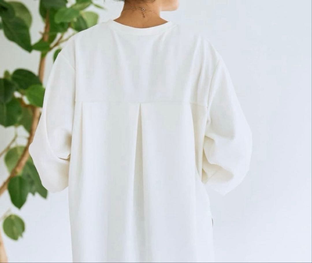 【新品タグ付き】BEARDSLEY Tブラウス 0サイズ　ホワイト