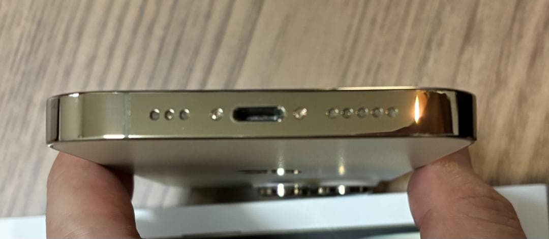 【美品】iPhone 14 Pro 128GB Gold 海外版