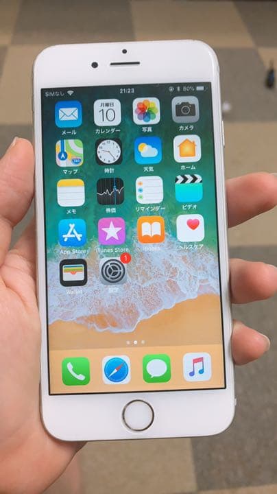 iPhone 6s Silver 16 GB au！^_^